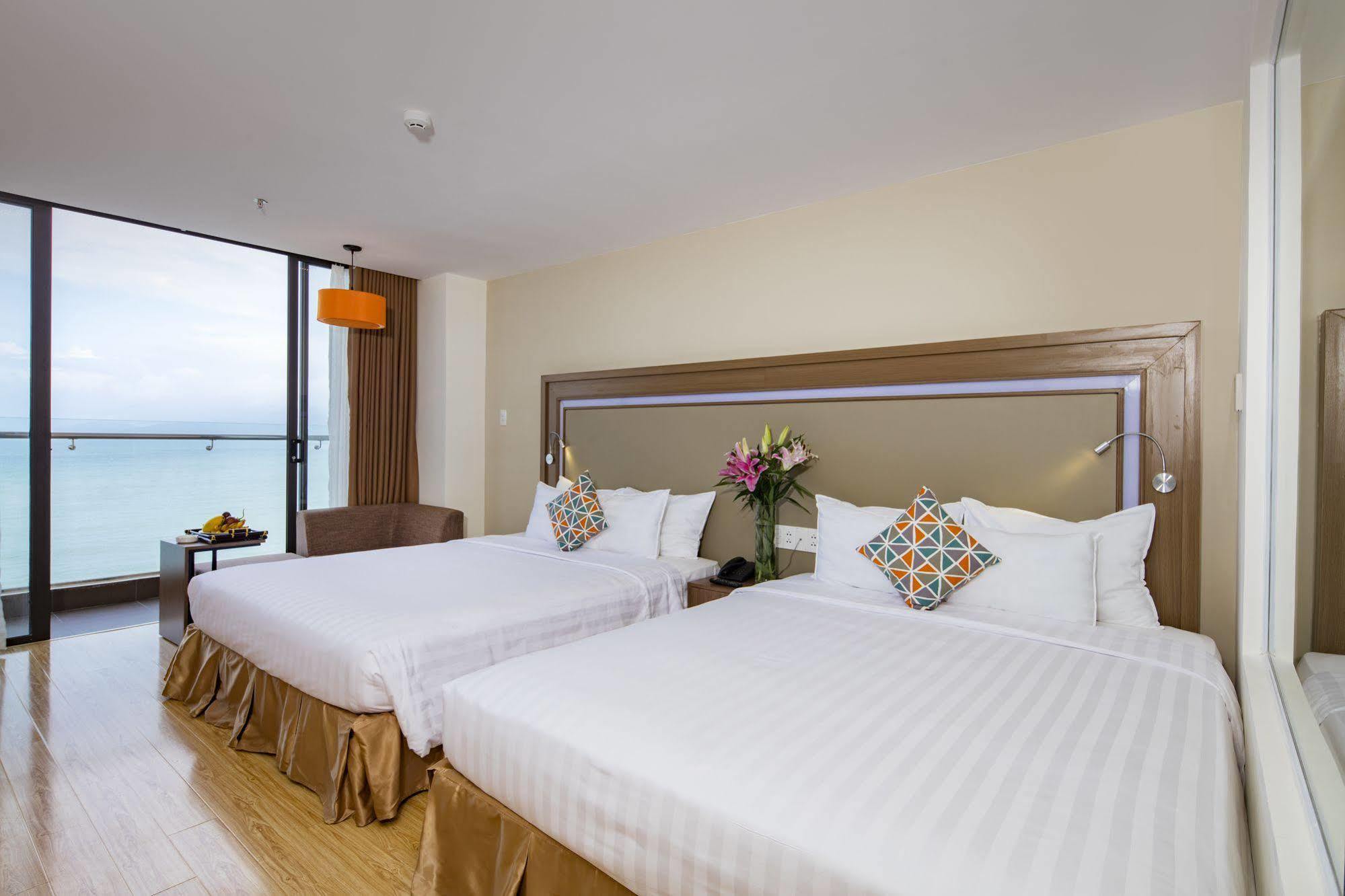 King Town Grand Hotel & Wedding Center Nha Trang Exterior foto